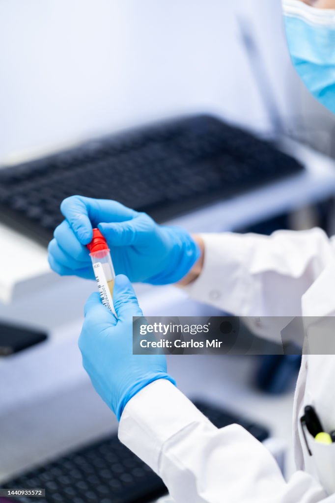 Lab Analyiss Clinical And Industrial Analysis Laboratory High-Res Stock Photo ...