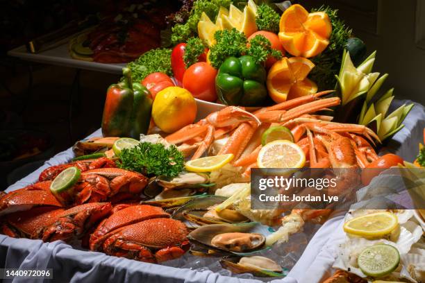 catering with sea food - crab seafood stock pictures, royalty-free photos & images
