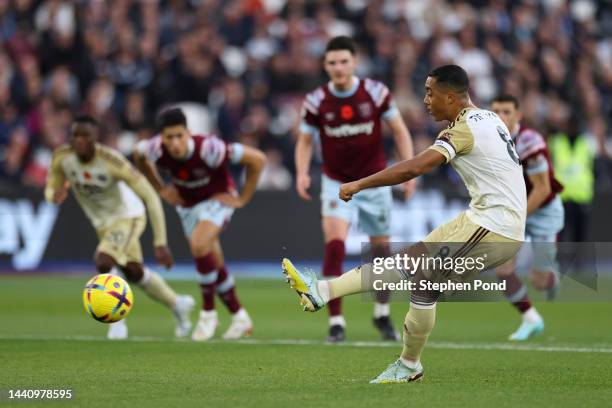 Youri Tielemans of Leicester City misses the penalty during the Premier League match between West Ham United and Leicester City at London Stadium on...