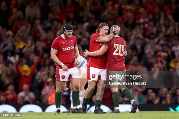 Sam Wainwright celebrates with Jac Morgan of Wales after their sides victory during the Autumn International match between Wales and Argentina at...