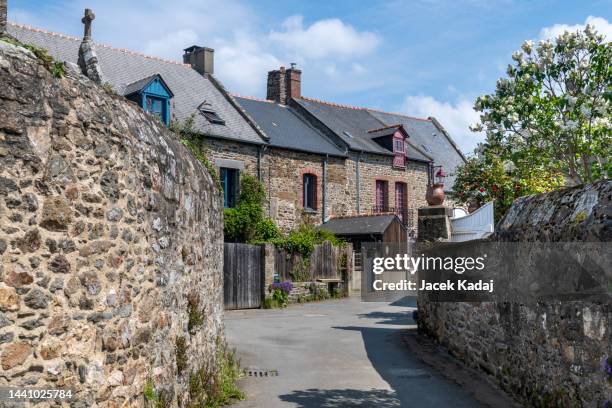 saint-suliac town in brittany, france - bretagne stock pictures, royalty-free photos & images