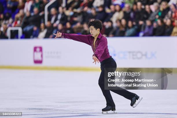 Shun Sato of Japan competes in the Men's Free Skating during the ISU Grand Prix of Figure Skating at iceSheffield on November 12, 2022 in Sheffield,...