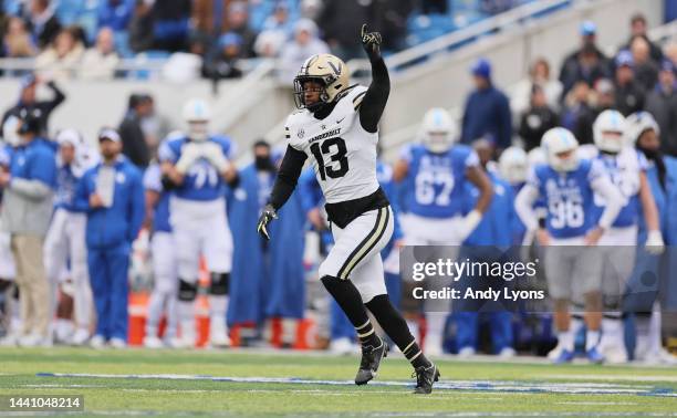 Taylor of the Vanderbilt Commodores celebrates after a sack against the Kentucky Wildcats at Kroger Field on November 12, 2022 in Lexington, Kentucky.