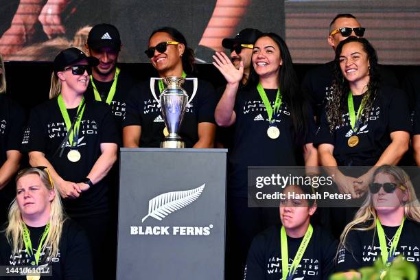 The Black Ferns celebrate with fans during the New Zealand Black Ferns Rugby World Cup 2021 fan reception after beating England to win the Rugby...