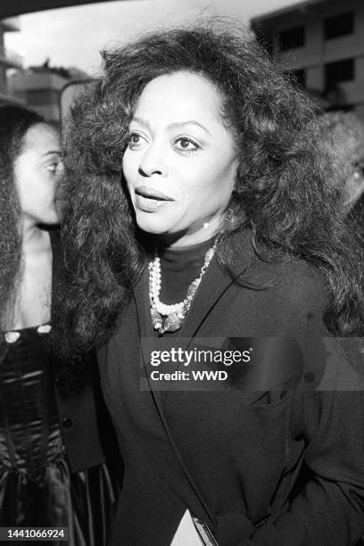 Outtake; American singer Diana Ross at the Golden Globe Awards at the Beverly Hilton on January 22, 1995 in Beverly Hills, California..Article title:...