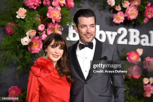 Zooey Deschanel and Jonathan Scott attend the 2022 Baby2Baby Gala presented by Paul Mitchell at Pacific Design Center on November 12, 2022 in West...