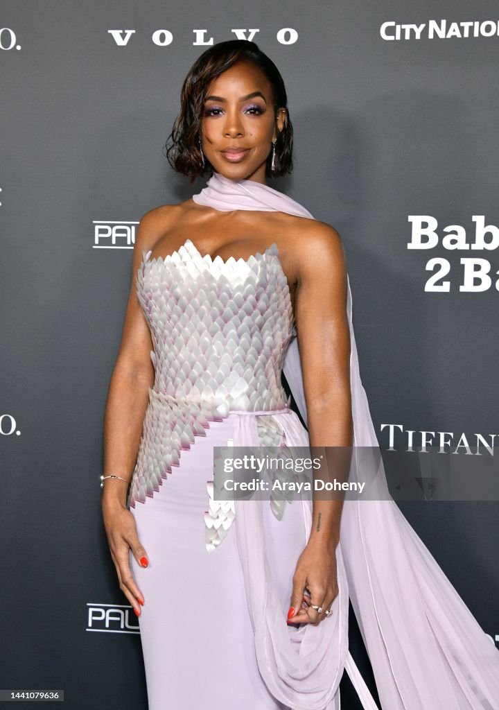 https://media.gettyimages.com/id/1441079636/photo/2022-baby2baby-gala-presented-by-paul-mitchell-red-carpet.jpg?s=1024x1024&w=gi&k=20&c=uIBvEqjpnCZjlRqANdCbxh9QjYI6xCQNvvvgdli1M4M=