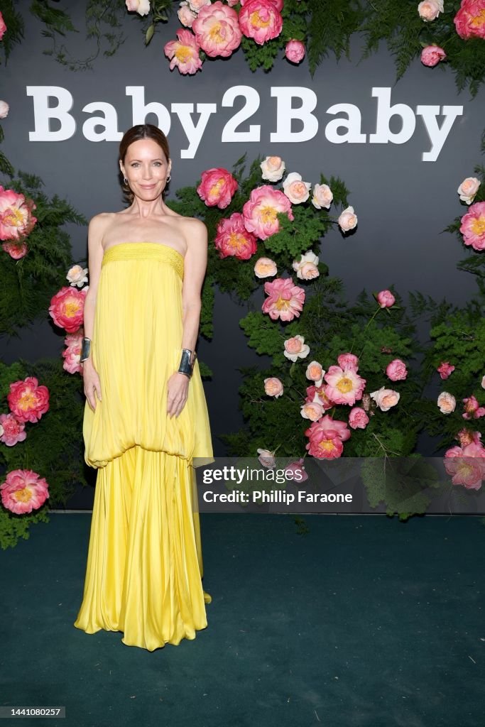 https://media.gettyimages.com/id/1441080257/photo/2022-baby2baby-gala-presented-by-paul-mitchell-red-carpet.jpg?s=1024x1024&w=gi&k=20&c=H3_onQ09nADL0wbnv2Hg6e2HJEFMZtq5S8JX_aVvEZM=