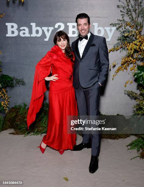 Zooey Deschanel and Jonathan Scott attend the 2022 Baby2Baby Gala presented by Paul Mitchell at Pacific Design Center on November 12, 2022 in West...