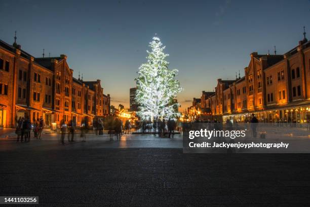 night view of yokohama red brick warehouse in japan - prefettura di kanagawa foto e immagini stock