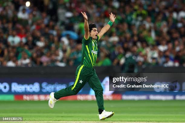 Naseem Shah of Pakistan appeals for the wicket of Ben Stokes of England during the ICC Men's T20 World Cup Final match between Pakistan and England...