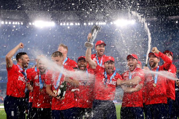 England celebrate with the ICC Men's T20 World Cup Trophy after winning the ICC Men's T20 World Cup Final match between Pakistan and England at the...