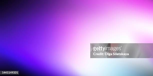 film glare - purple imagens e fotografias de stock