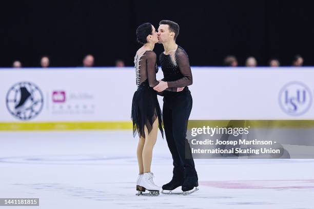 Charlene Guignard and Marco Fabbri of Italy compete in the Ice Dance Free Dance during the ISU Grand Prix of Figure Skating at iceSheffield on...