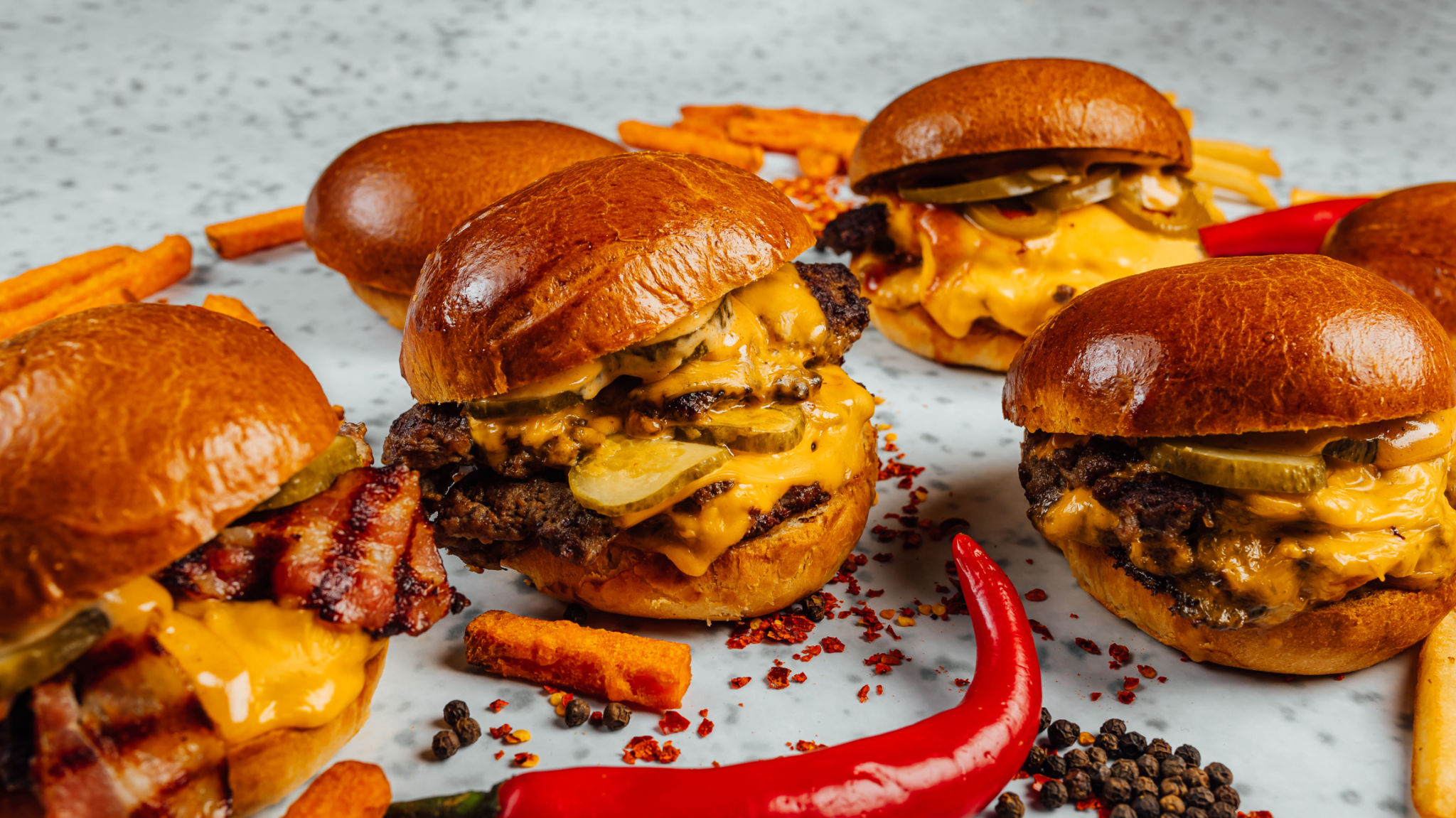 smash burger cooking