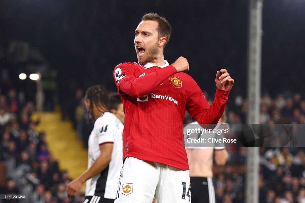 Fulham FC v Manchester United - Premier League