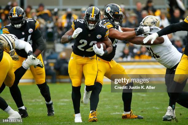 Najee Harris of the Pittsburgh Steelers runs the ball during the first half in the game against the New Orleans Saints at Acrisure Stadium on...