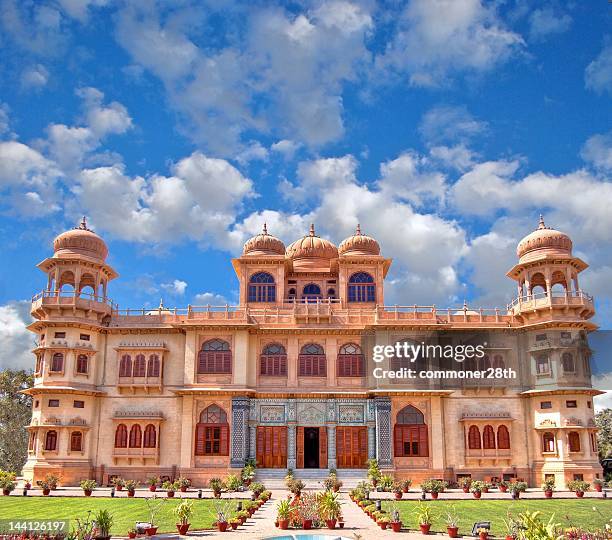 mahota palace. - palace stock pictures, royalty-free photos & images