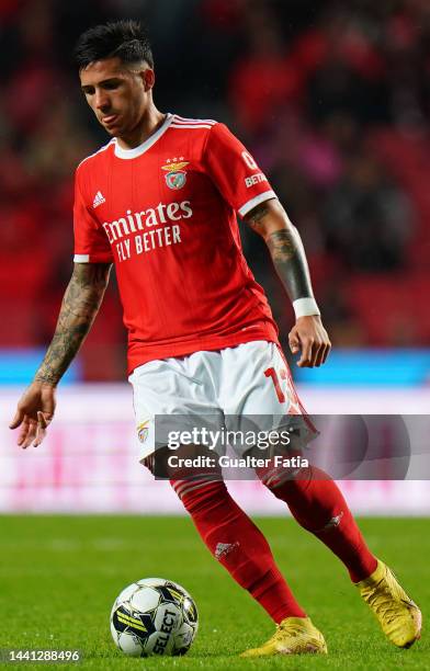Enzo Fernandez of SL Benfica in action during the Liga Portugal Bwin match between SL Benfica and Gil Vicente at Estadio da Luz on November 13, 2022...