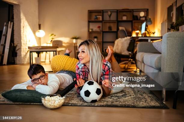 free time at home - guardians of heritage screening by german tv channel history stockfoto's en -beelden