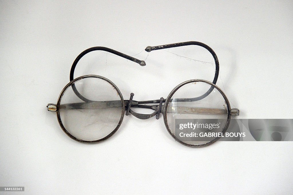 This picture shows glasses which belonge