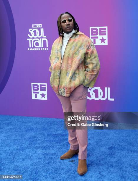 SiR attends the 2022 Soul Train Awards at the Orleans Arena on November 13, 2022 in Las Vegas, Nevada.