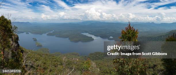 grand scenic views - blue mountains stock pictures, royalty-free photos & images