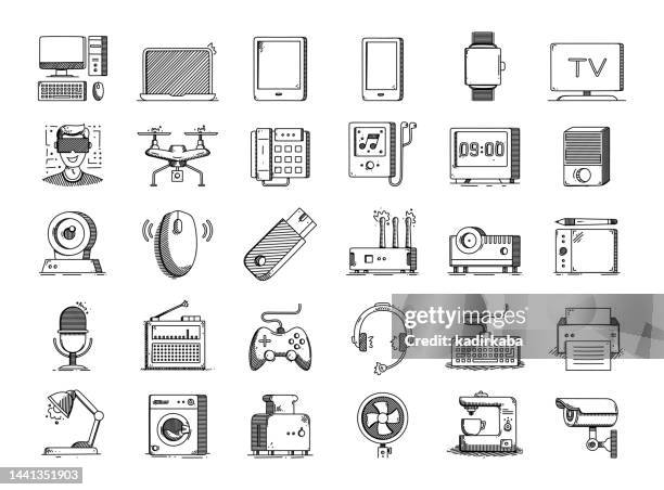 ilustraciones, imágenes clip art, dibujos animados e iconos de stock de electrónica y dispositivos conjunto de iconos de línea de garabatos vectoriales dibujados a mano - radio hardware audio