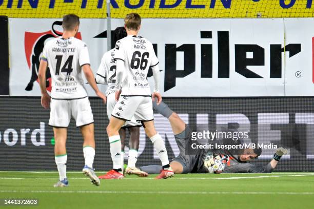 Cercle Brugge goalkeeper Radoslaw Majecki collects the ball during the Jupiler Pro League match between Sint-Truidense VV and Cercle Brugge at Stayen...