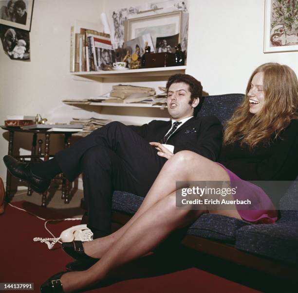 British cellist Jacqueline du Pre with her husband, pianist and conductor Daniel Barenboim, London, 7th November 1973.