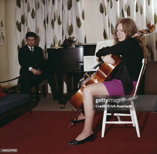 British cellist Jacqueline du Pre with her husband, pianist and conductor Daniel Barenboim, London, 7th November 1973.