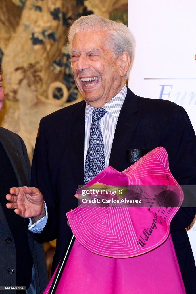 Mario Vargas Llosa Receives "Capote De Las Artes" Award 2022