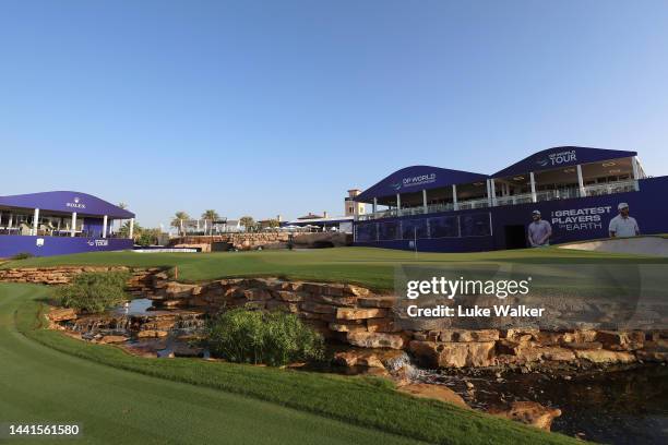 General view of the 18th hole prior to the DP World Tour Championship on the Earth Course at Jumeirah Golf Estates on November 15, 2022 in Dubai,...