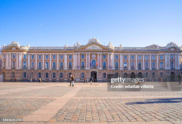 the capitol building, toulouse - toulouse imagens e fotografias de stock