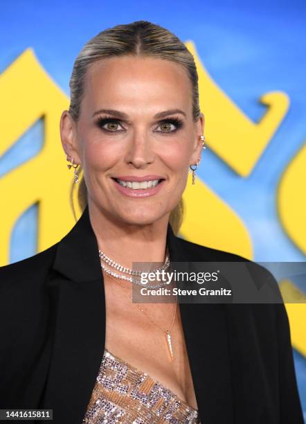 Molly Sims arrives at the Premiere Of "Glass Onion: A Knives Out Mystery" at Academy Museum of Motion Pictures on November 14, 2022 in Los Angeles,...