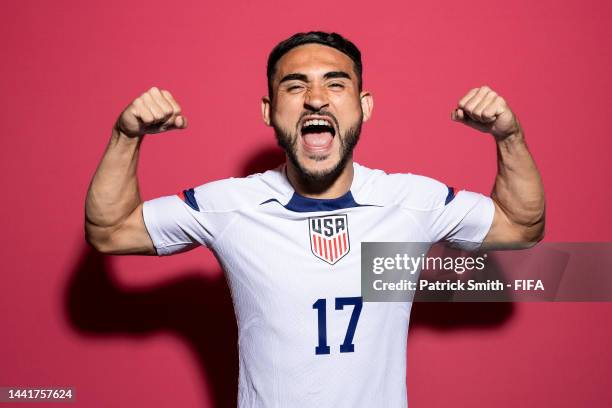 Craig Roldan 1,945 Cristian Roldan Photos & High Res Pictures - Getty Images