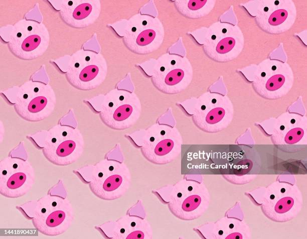 3,374 Pig Cartoon Images Photos and Premium High Res Pictures - Getty Images