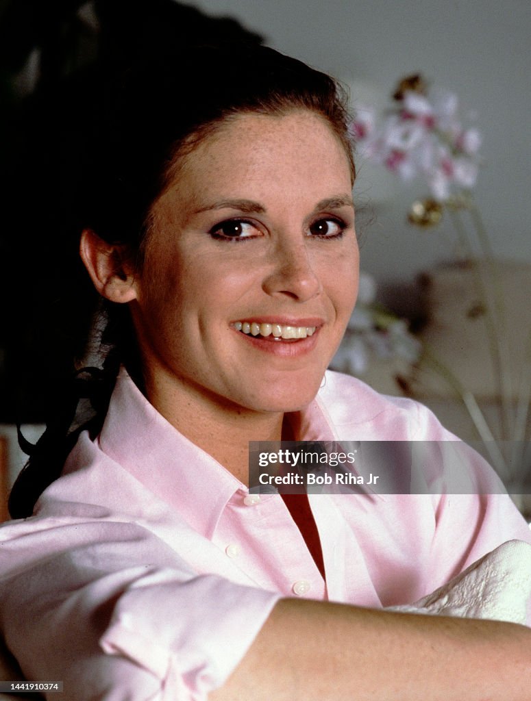 Actress Stephanie Zimbalist Portraits October 16 1985 In Los News actress-stephanie-zimbalist-portraits-october-16-1985-in-los-news