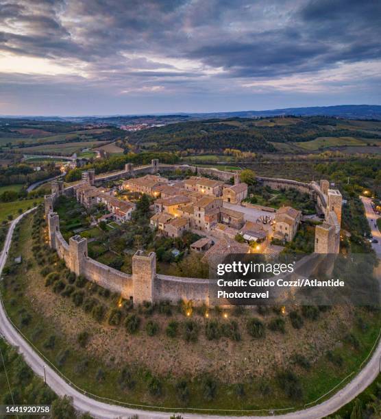 monteriggioni - monteriggioni stock pictures, royalty-free photos & images