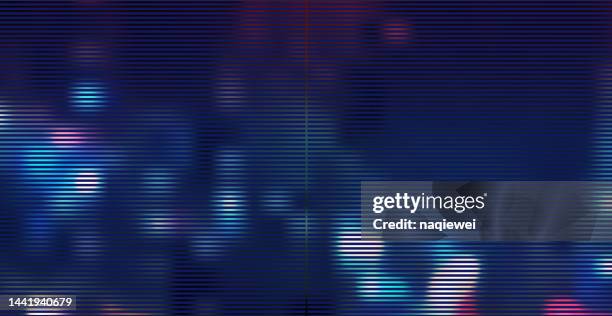 vector glitched neon city night cyberpunk hintergrund - medien stock-grafiken, -clipart, -cartoons und -symbole