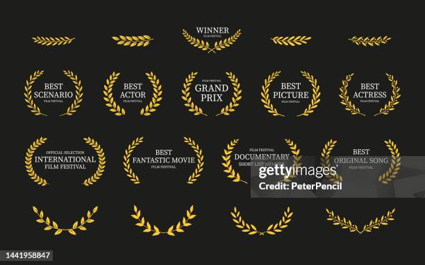 ilustrações, clipart, desenhos animados e ícones de laurel wreath vector set on black background. coleção de coroas de coroas do prêmio foliate para festivais de cinema etc. - entrega de prêmios
