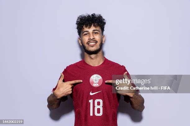 Muneer Reki Khalid Muneer Photos and Premium High Res Pictures - Getty Images