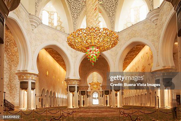 interior of sheikh zayed grand mosque - sheikh zayed grand mosque stock pictures, royalty-free photos & images