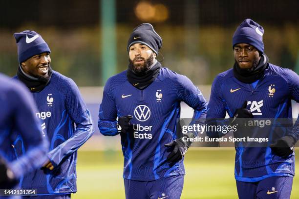 Karim Benzema of France warming up with his teammates during the Training Session prior the Qatar World Cup at Centre National du Football on...