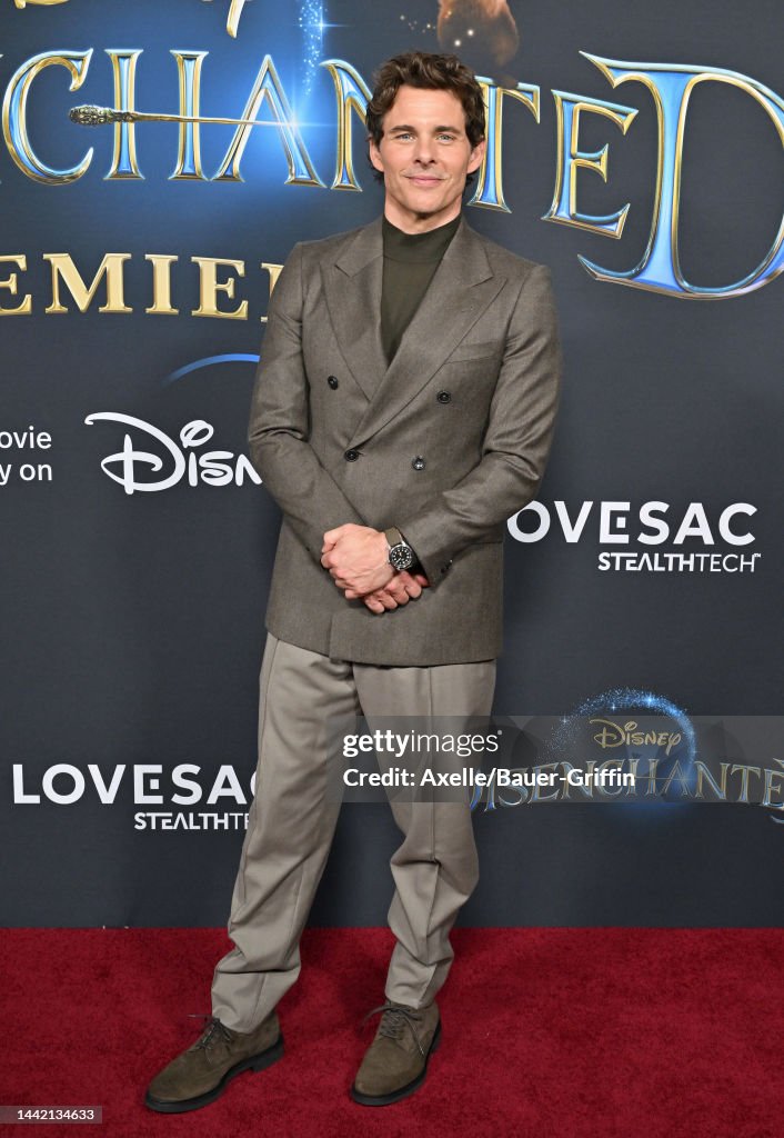 https://media.gettyimages.com/id/1442134633/photo/disneys-disenchanted-premiere-arrivals.jpg?s=1024x1024&w=gi&k=20&c=h-bFyLUWggxVZoN27dhlroWCgI_A-pJ2Wf0sLrq_LME=