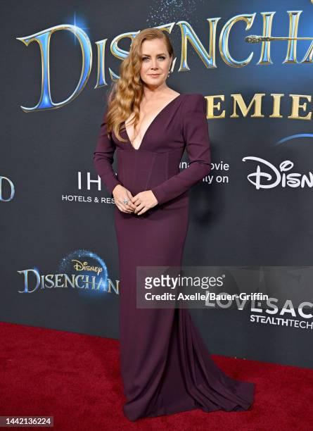 Amy Adams attends Disney's "Disenchanted" Premiere at El Capitan Theatre on November 16, 2022 in Los Angeles, California.