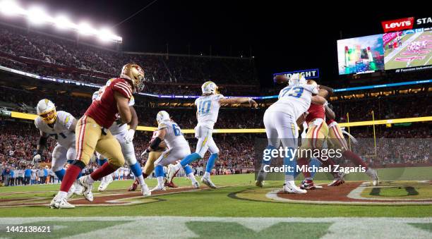 Justin Herbert of the Los Angeles Chargers passes during the game against the San Francisco 49ers at Levi's Stadium on November 13, 2022 in Santa...