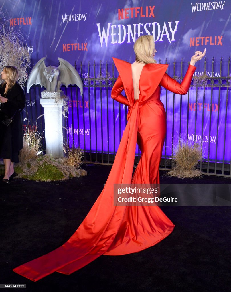 https://media.gettyimages.com/id/1442141522/photo/world-premiere-of-netflixs-wednesday-arrivals.jpg?s=1024x1024&w=gi&k=20&c=X4B92oA-r8TRf6A6mBpKJRChuCTRoUofl6aKN2ciCTo=