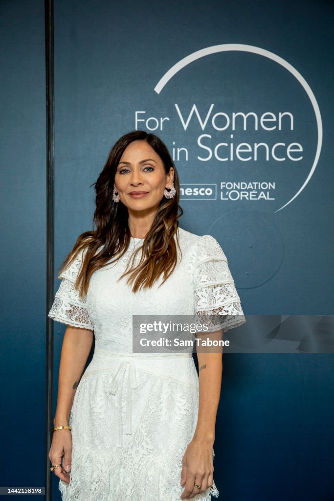 Natalie Imbruglia Attends The 2022 L Or al UNESCO For Women In News natalie-imbruglia-attends-the-2022-l-or-al-unesco-for-women-in-news