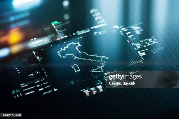infografica mappa digitale d'italia - italia foto e immagini stock